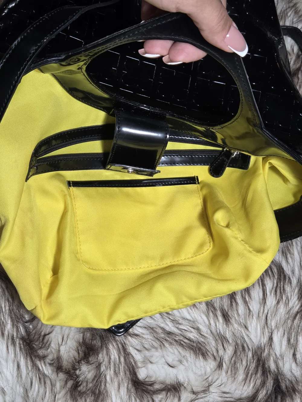 Vintage Liz Claiborne Black Patent Monogram Tote With Yellow Interior Y2K Style